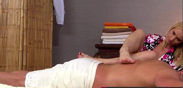  Kathia Nobili gives massage with feet
